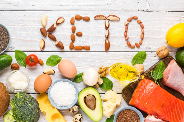 CHẾ ĐỘ ĂN KIÊNG KETOGENIC: HƯỚNG DẪN CHI TIẾT VỀ KETO CHO NGƯỜI MỚI BẮT ĐẦU